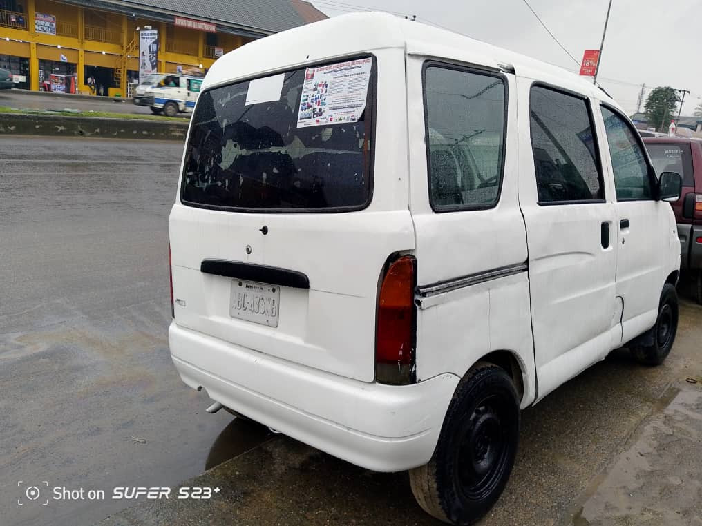 SUPER CLEAN MINI BUS