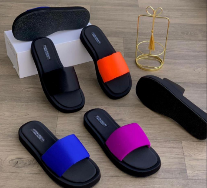 Dolce & Gabbana Slides