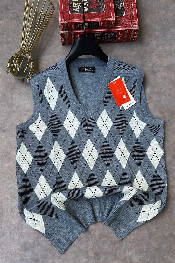 Argyle Pattern Knitted Vest
