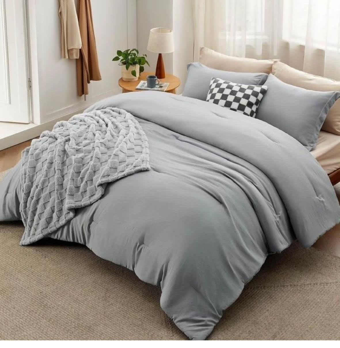 Modern Charcoal Gray Comforter Set