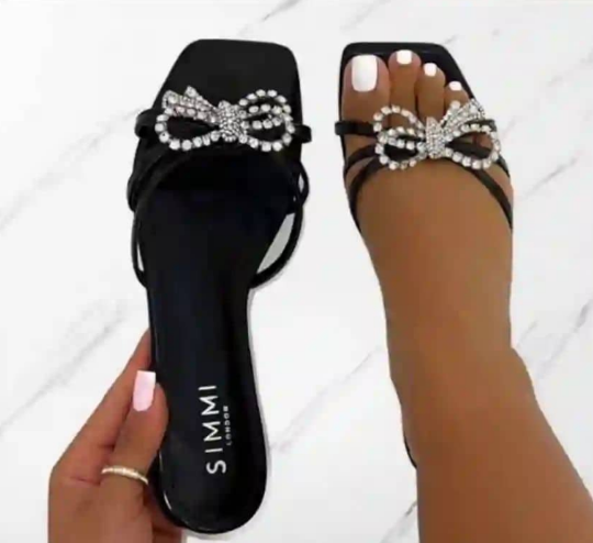 Elegant Crystal Bow Detail Flat Sandals