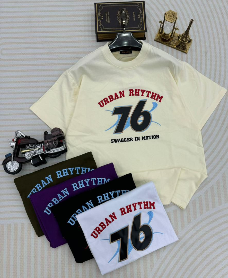 Distressed Star Graphic Shorts