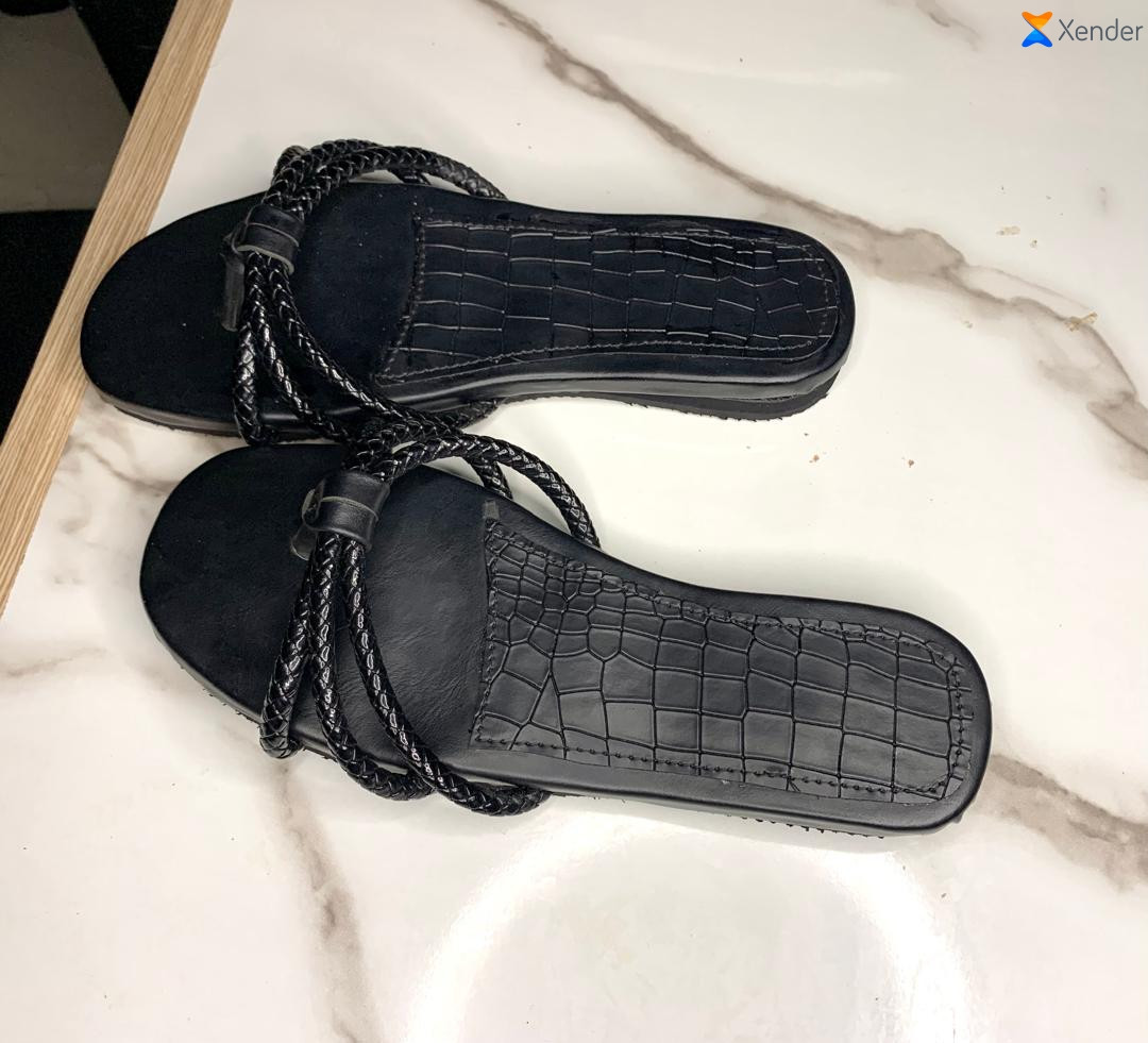 Slippers, Slides